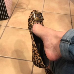 Burberry leopard print calfskin flats size 9